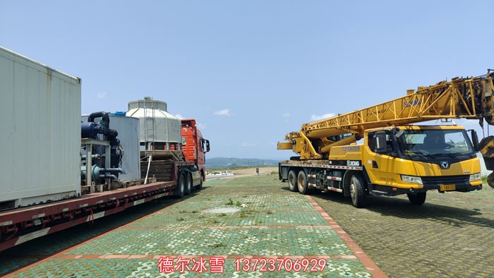 龍里油畫大草原滑雪場-暴雪機(jī)